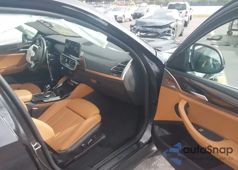 2024 BMW X4 xDrive30I z USA, uszkodzony, nr VIN 5UX33DT06R9V07838